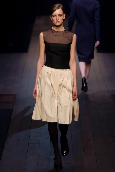 Look 8
